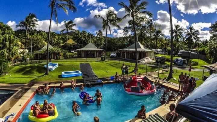 Nomads Airlie Beach