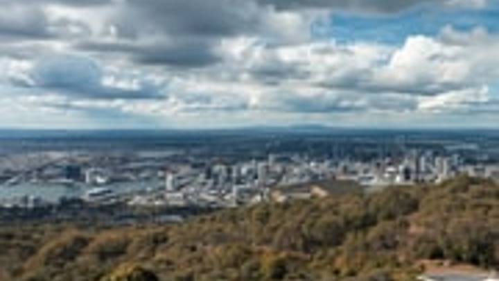 Perth: Architecture Secrets Walk with an Engineer (Guydeez)