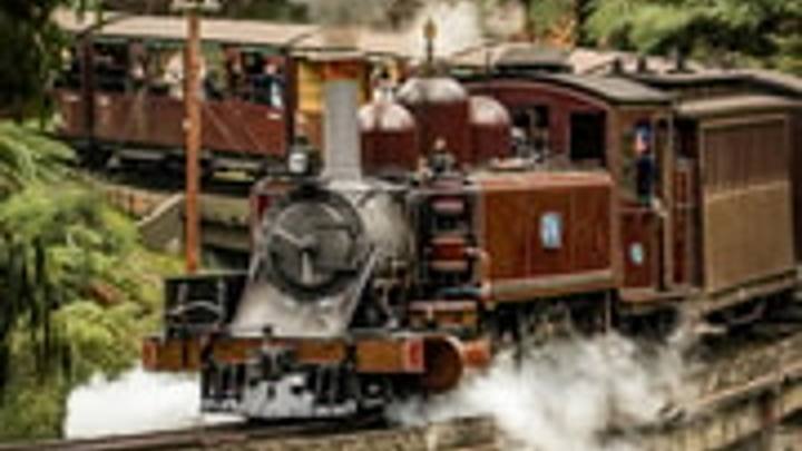 Melbourne: Puffing Billy Steam Train and Yarra Valley Tour (B&D Holiday Pty Ltd)