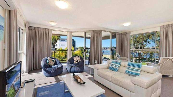 Sailfish Cove & RIVA Apartments