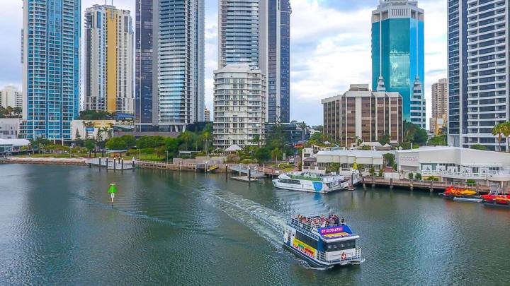 Morning River & Canal Cruise Past Mansions (Surfers Paradise River Cruises)