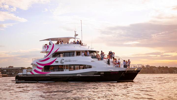 3-Course All Inclusive Dinner Harbour Cruise