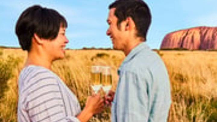 Uluru 1.5-Hour Sunset Tour with Sparkling Wine & Cheeseboard (AAT Kings)